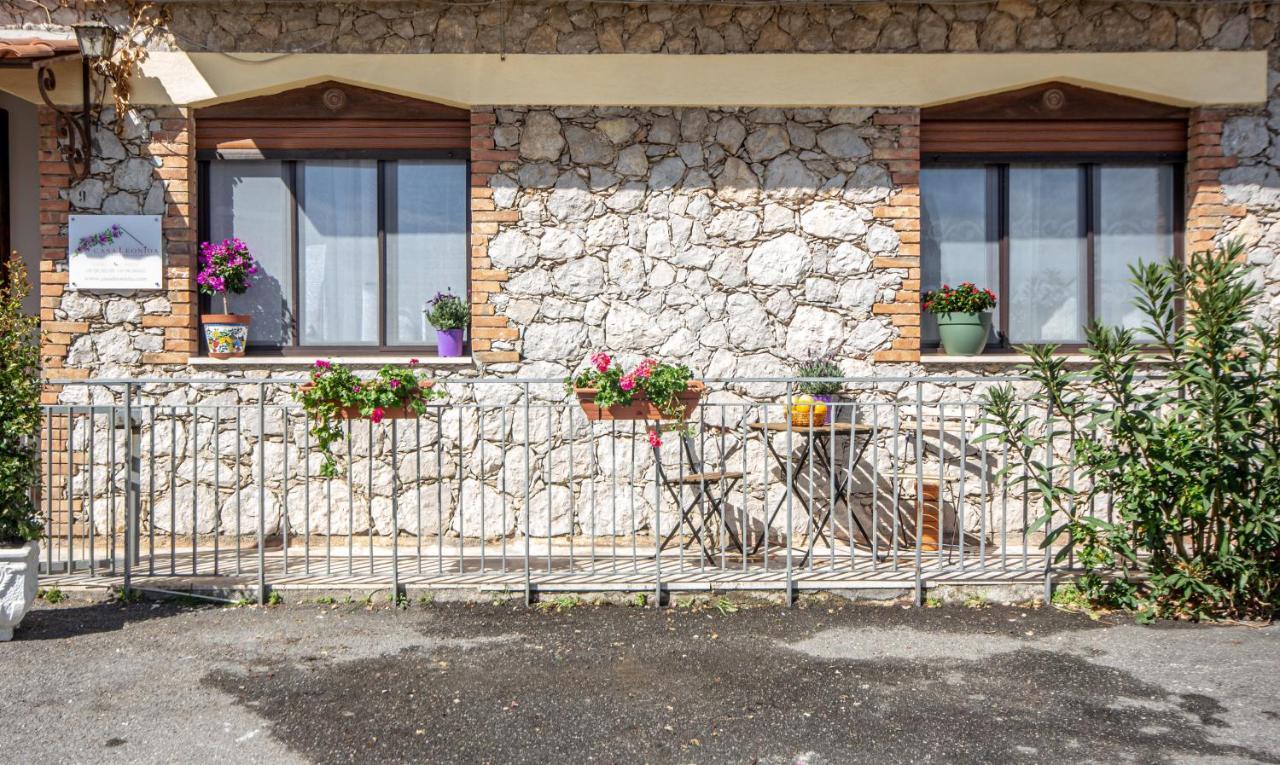 Casa Leonida Apartment Таормина Екстериор снимка